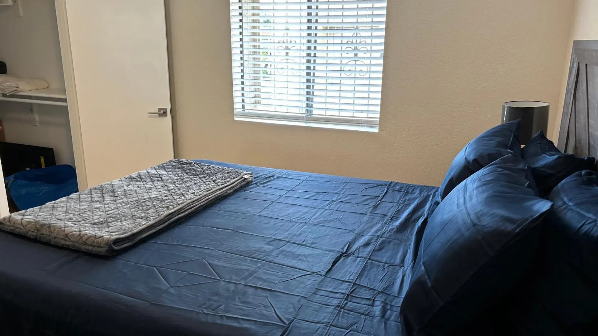 아파트 Beautiful Scottsdale Condo
